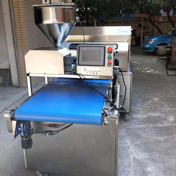 Swiss Roll Making Machine